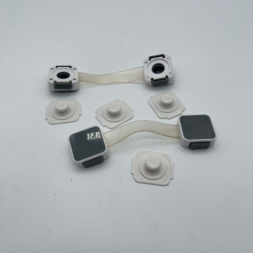 Munchkin Xtraguard Dual Action Multi Use Latches,‎ 2-Count